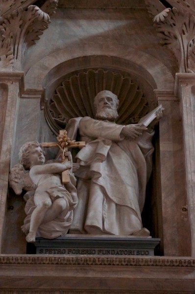 Basilika sv. Petra Řím - socha sv. Petra Fouriera 